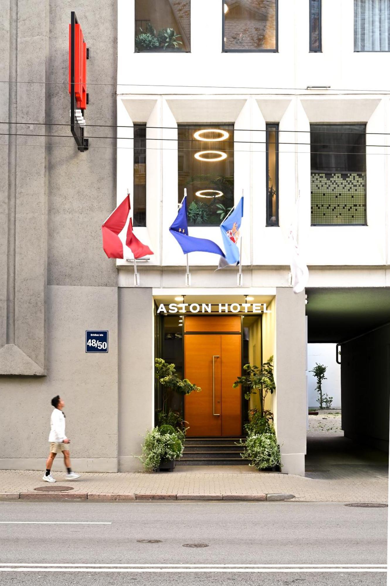Aston Hotel Riga Exterior foto